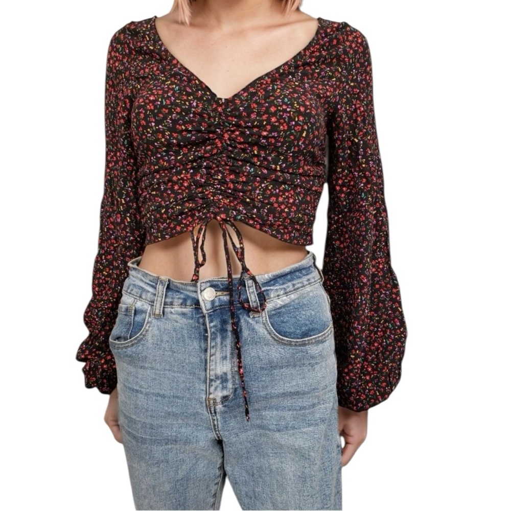 H&M Floral Ruched Drawstring Crop Top – Long-Sleeve, Black Ditsy Print, Size M